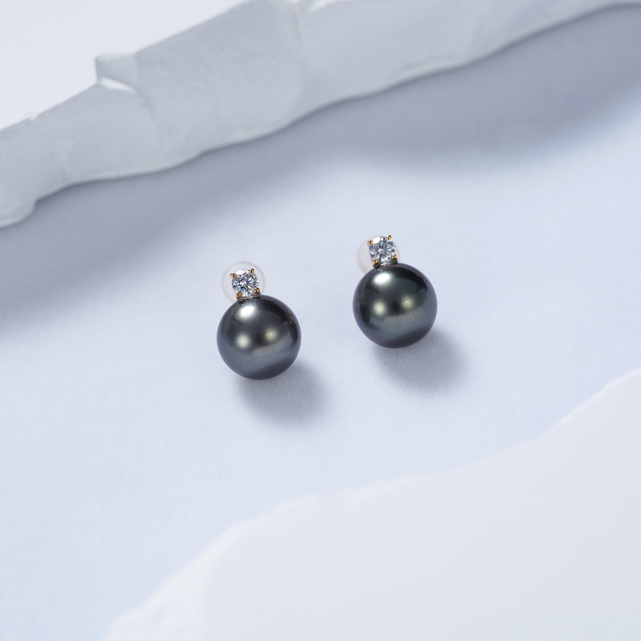 18K Gold Tahitian Pearl Earrings KE00169 - PEARLY LUSTRE