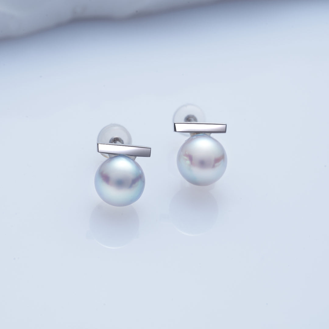 18K Gold﻿ Top Grade Silver Akoya Pearl Earrings KE00195