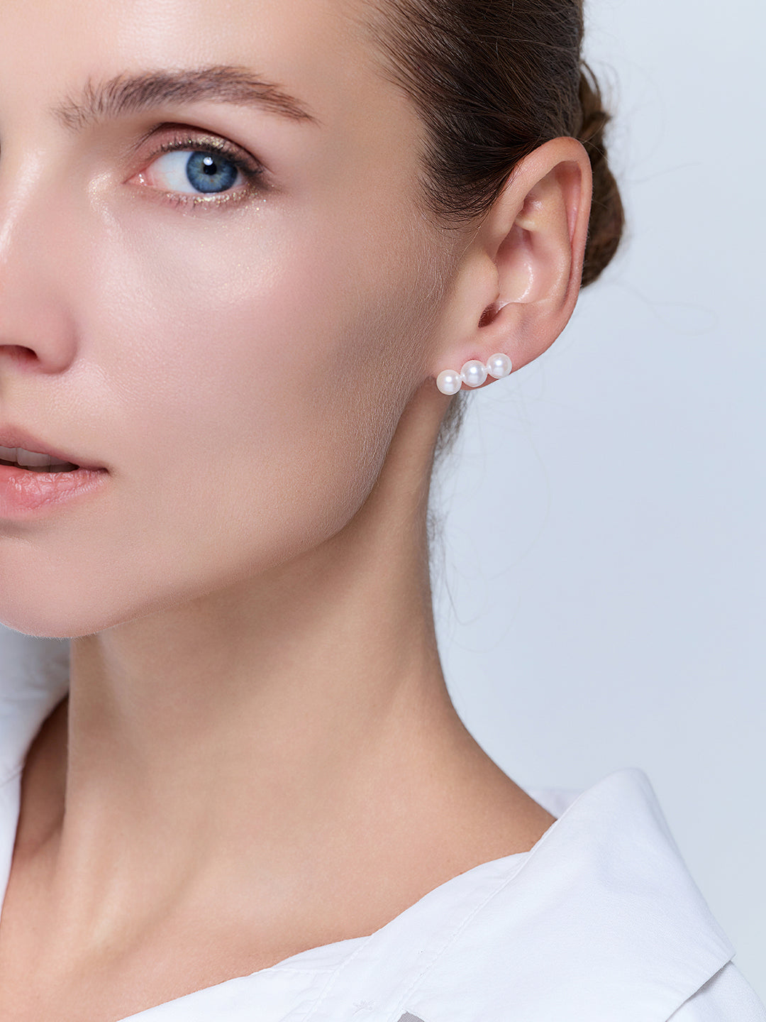 Pendientes de perla Akoya de oro 18K KE00206