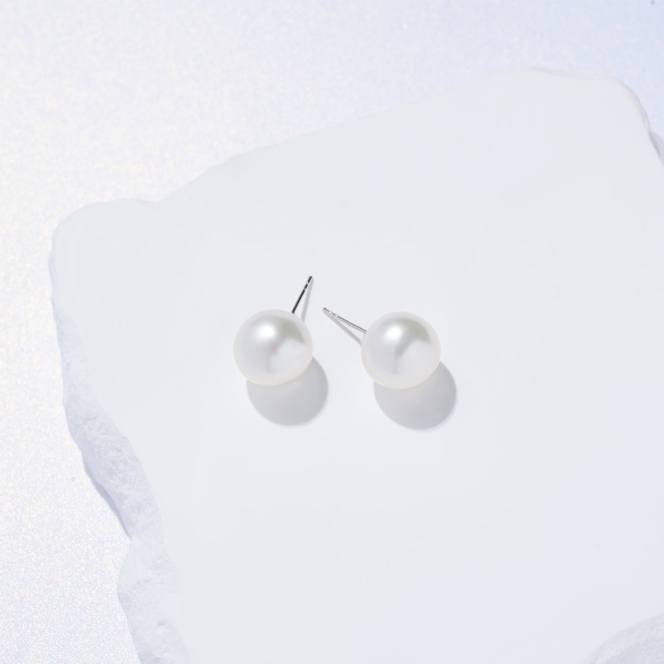 Pearly Lustre™18K黄金顶级淡水白珍珠耳钉– PEARLY LUSTRE