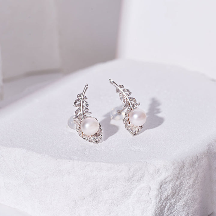 18K Hanadama Akoya Pearl Earrings KE00218 | FEATHER - PEARLY LUSTRE