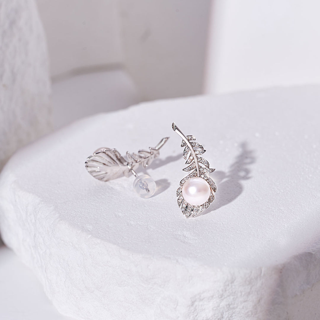 18K Hanadama Akoya Pearl Earrings KE00218 | FEATHER - PEARLY LUSTRE