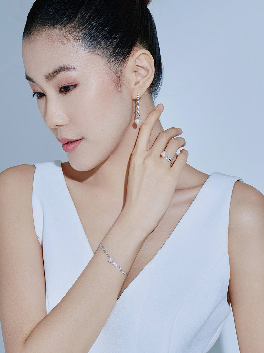 Anting-anting Mutiara Air Tawar Gred Teratas Emas Pepejal 18K KE00219 | CELESTE