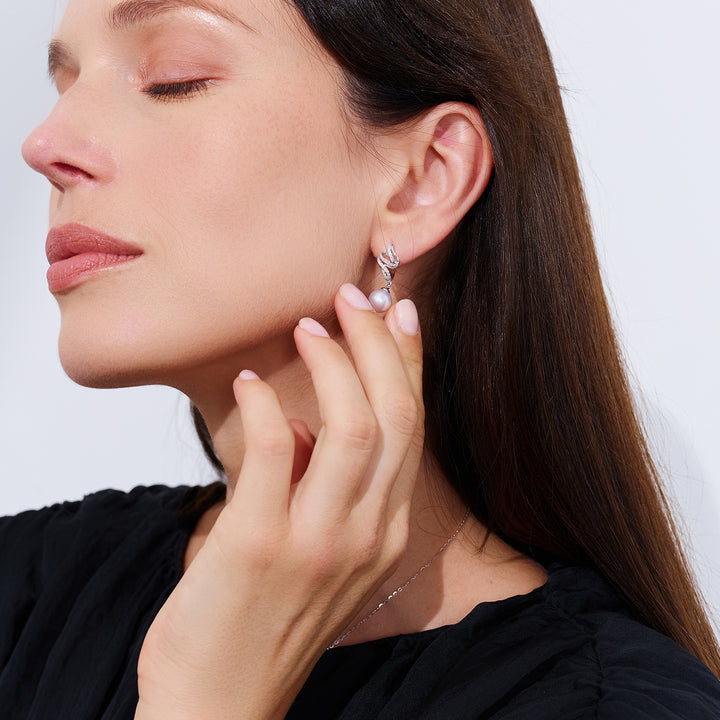18K Diamond Hanadama Akoya Pearl Earrings KE00259 | LOVE - PEARLY LUSTRE