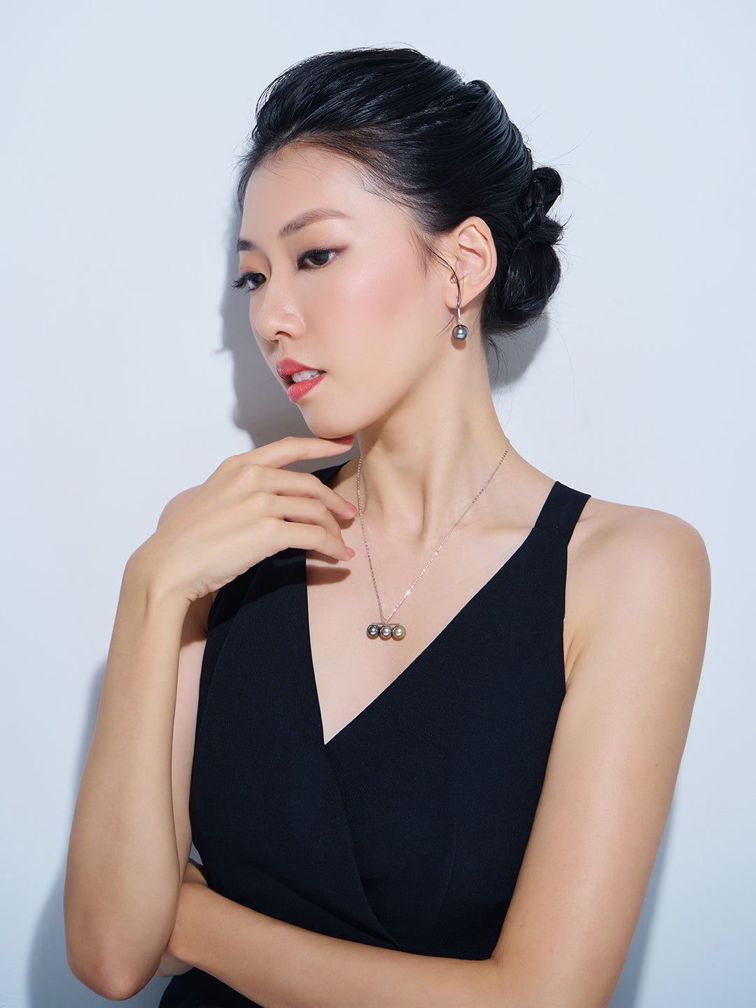 优雅18K纯金大溪地珍珠耳环 KE00266