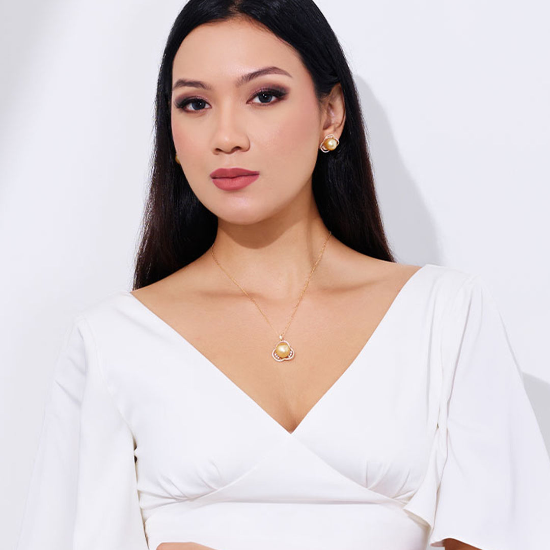 18K Solid Gold South Sea Golden Pearl Necklace KN00335 - PEARLY LUSTRE
