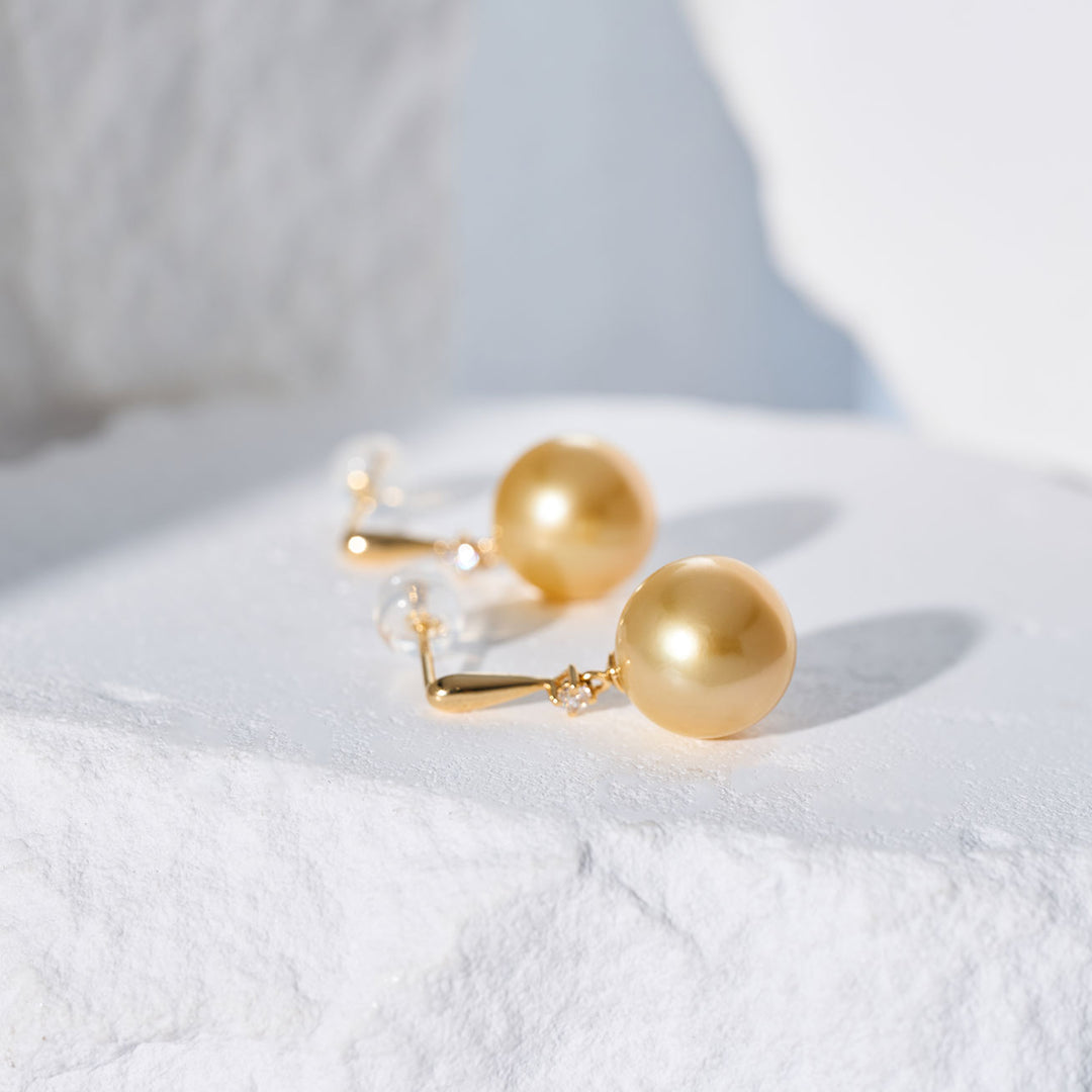 Boucles d'oreilles en perle dorée de la mer du Sud en or massif 18K KE00286