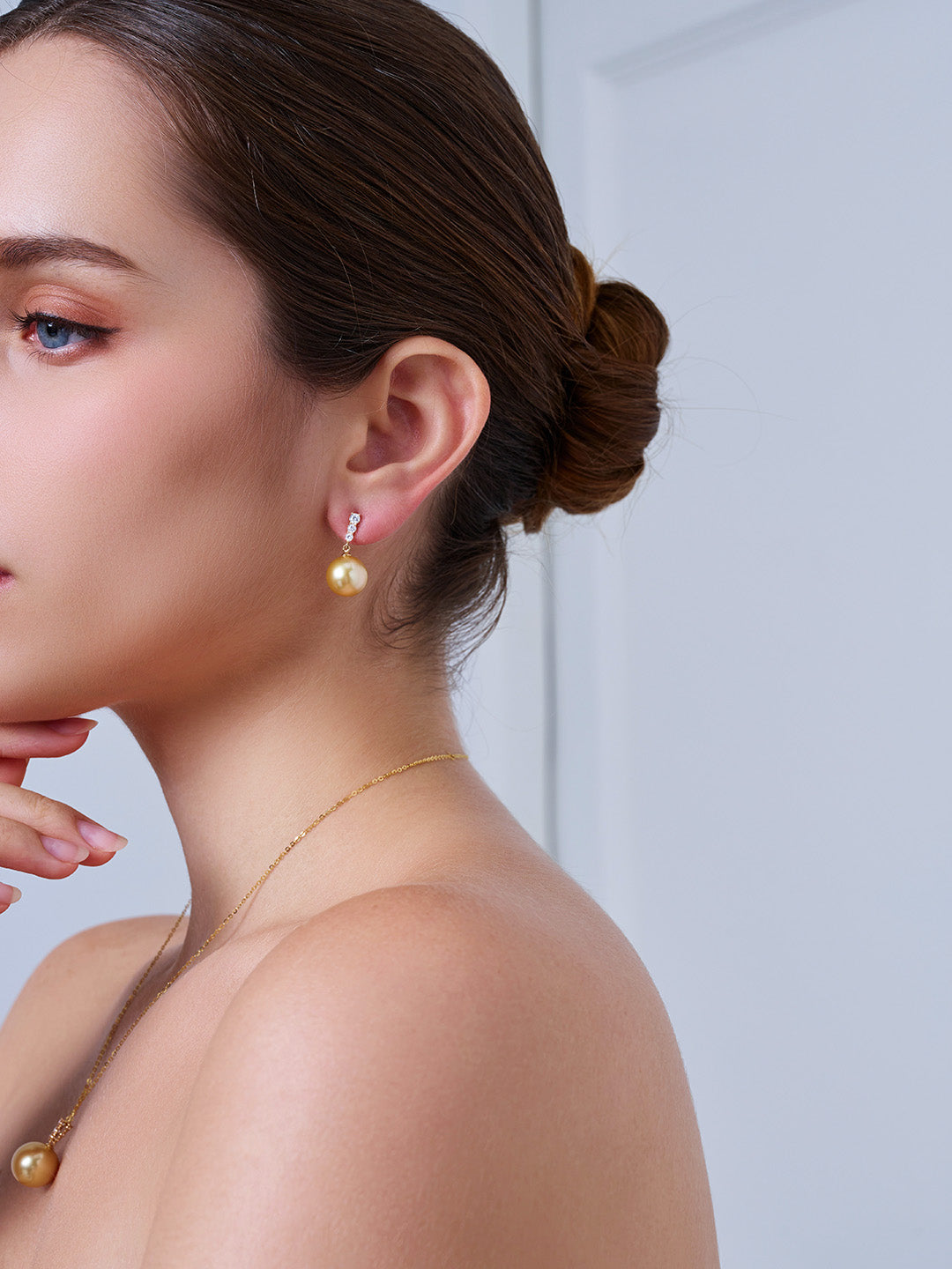 Pendientes de perla dorada del mar del sur de oro macizo 18K KE00292