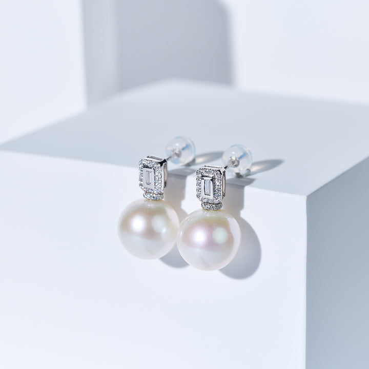 Orecchini con perla Edison in oro massiccio 18K KE00300