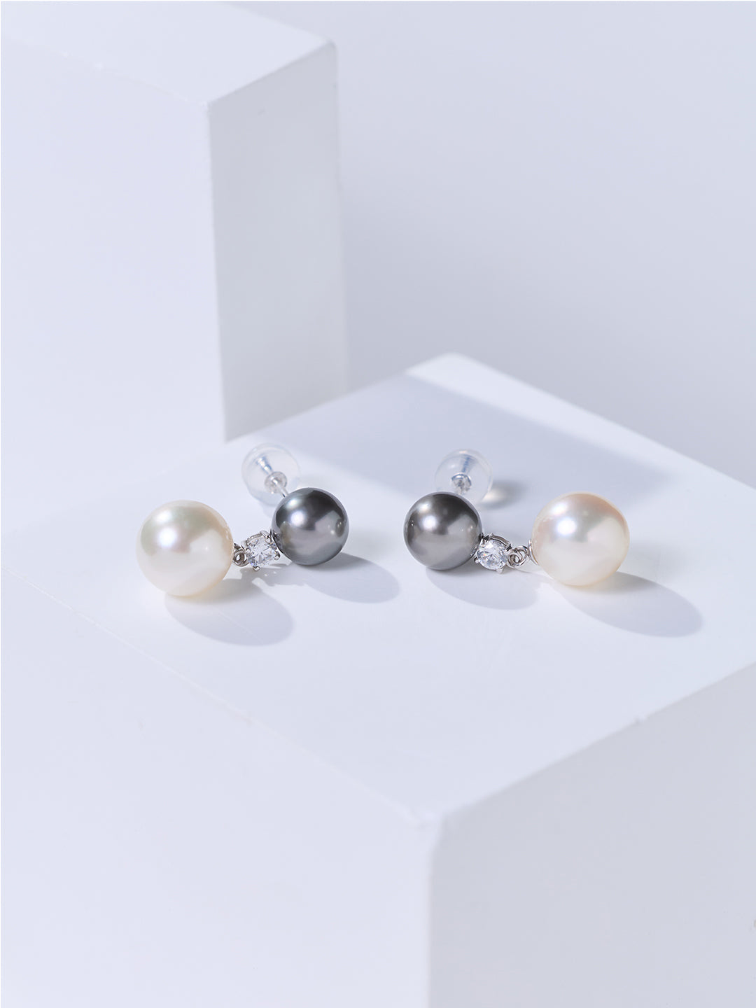 Top Grade 18K Tahitian &amp; Akoya Pearl Earrings KE00311 | HARMONY