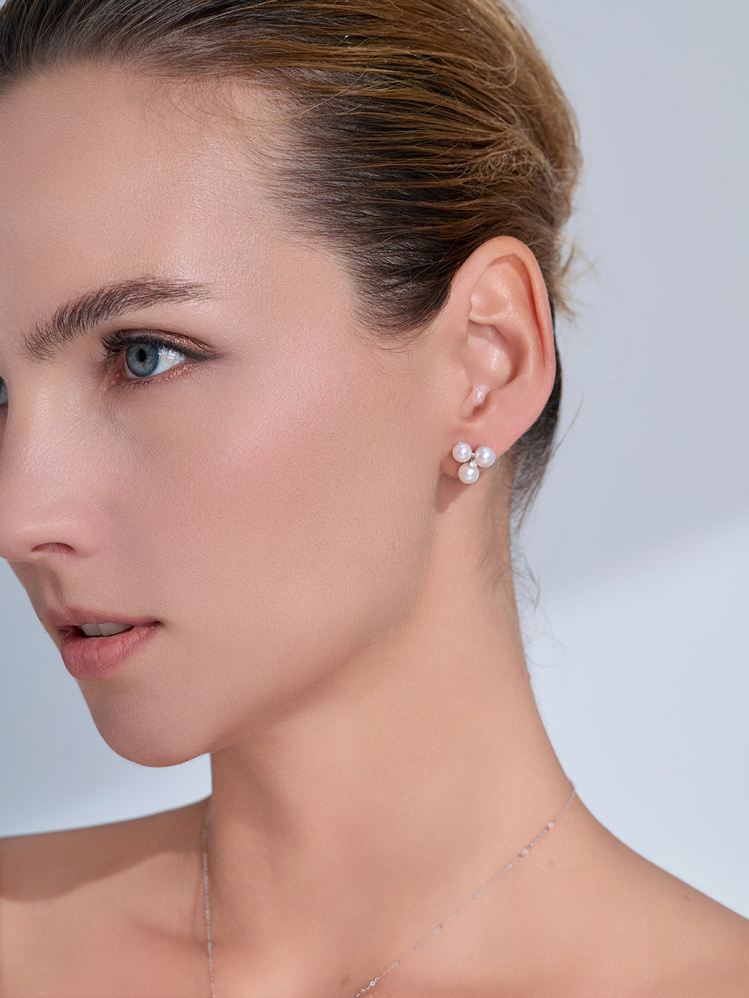 Top Grade 18K Solid Gold Hanadama Akoya Pearl Earrings KE00317