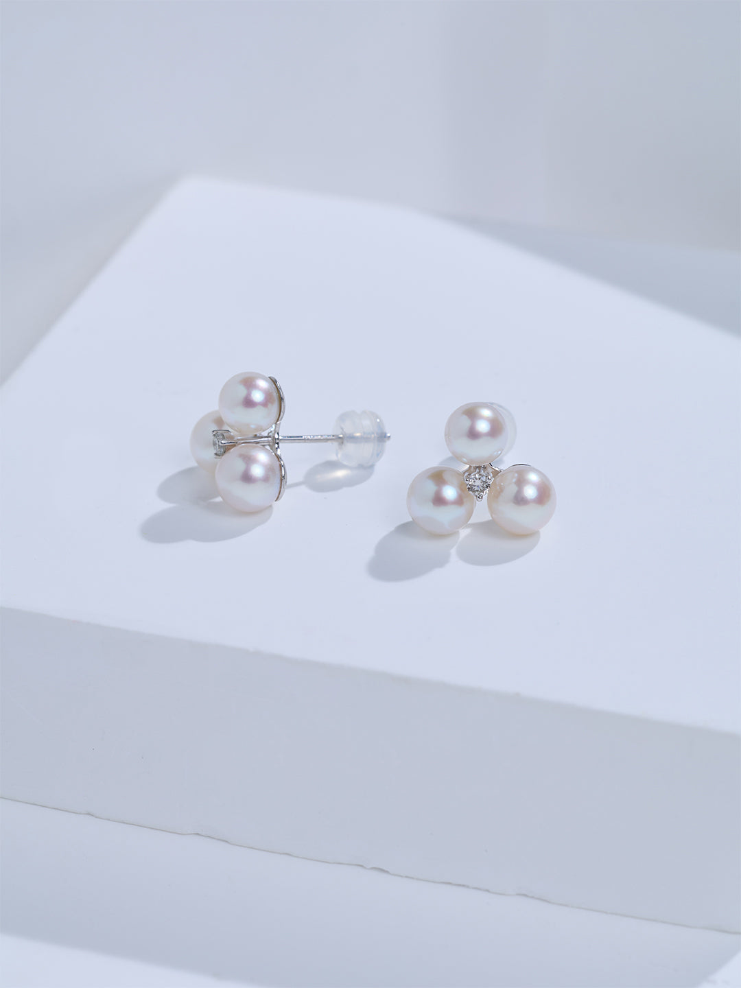 Top Grade 18K Solid Gold Hanadama Akoya Pearl Earrings KE00317