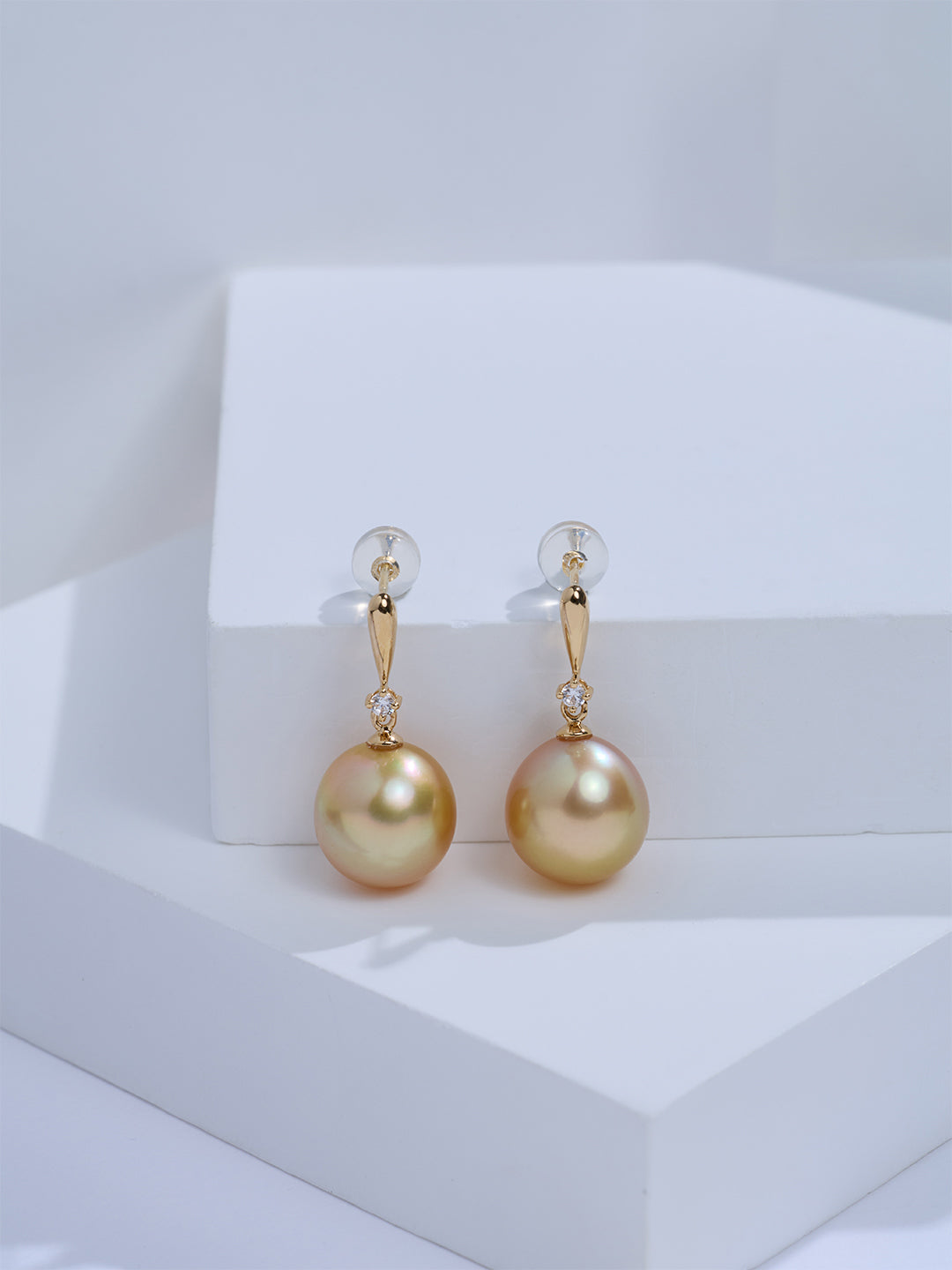 Top Grade 18K South Sea Golden Pearl Earrings KE00321