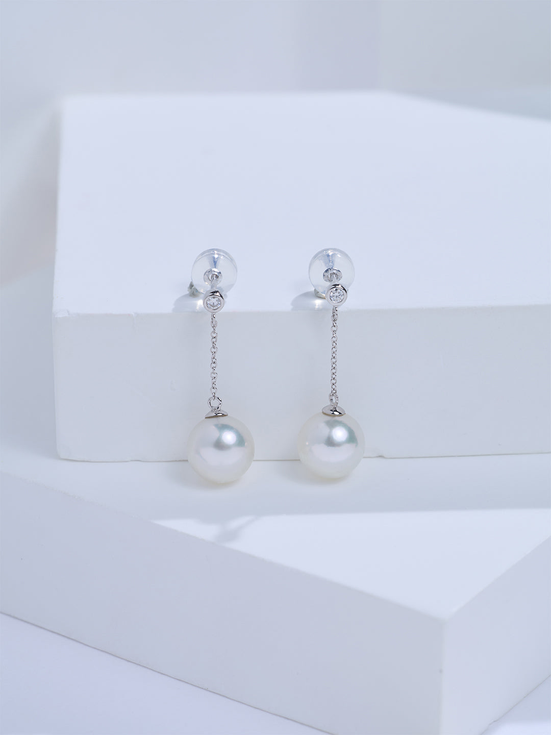 Top Grade 18K Gold Hanadama Akoya Pearl Earrings KE00322