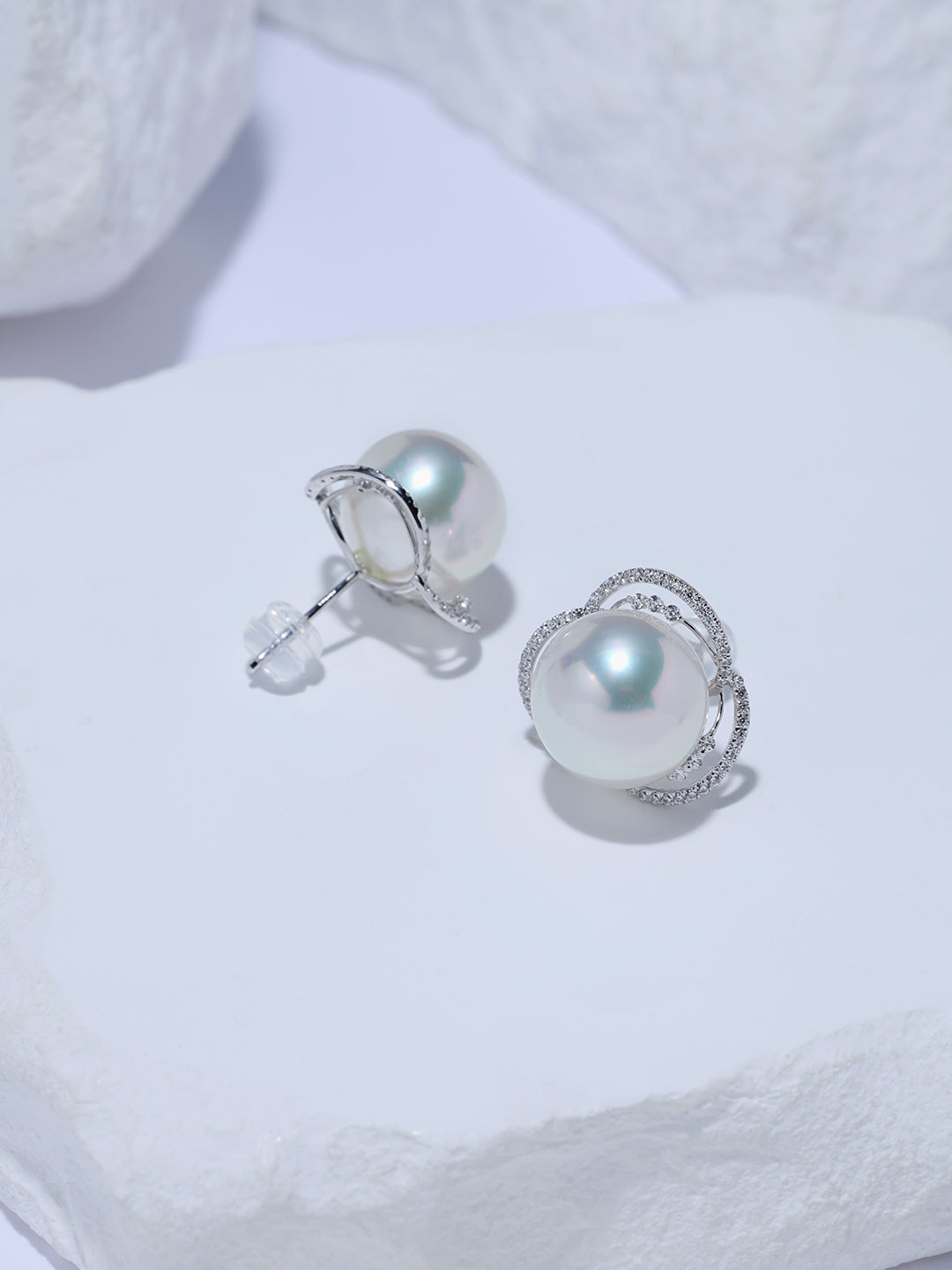 Top Lustre 18k Solid Gold Australian White Pearl Earring KE00359