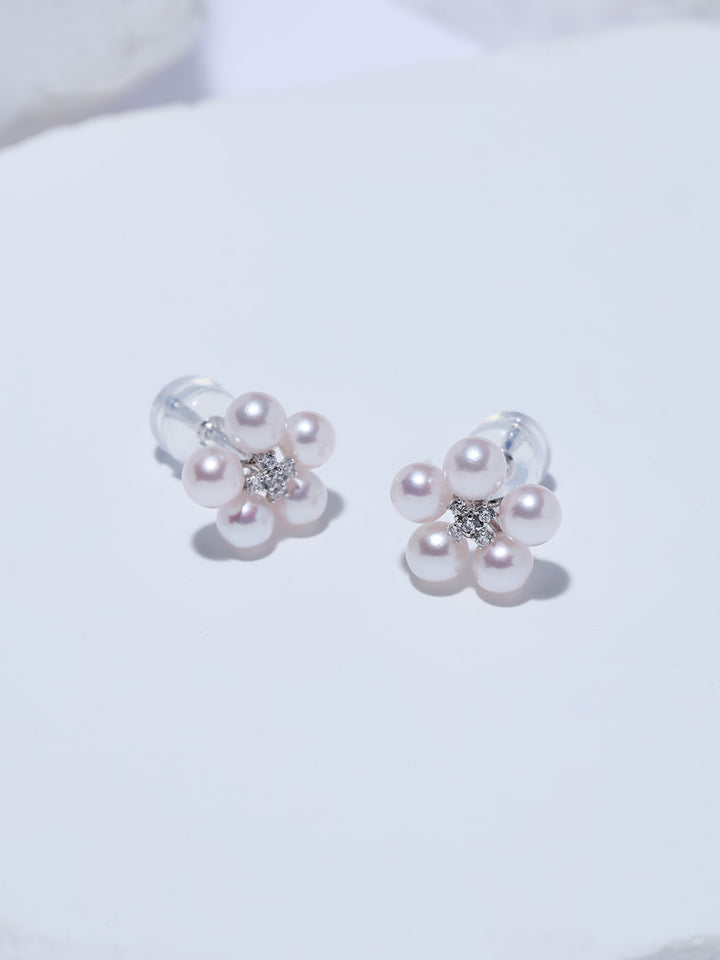 Pendientes de perlas Akoya de oro macizo de 18K de primera calidad KE00361