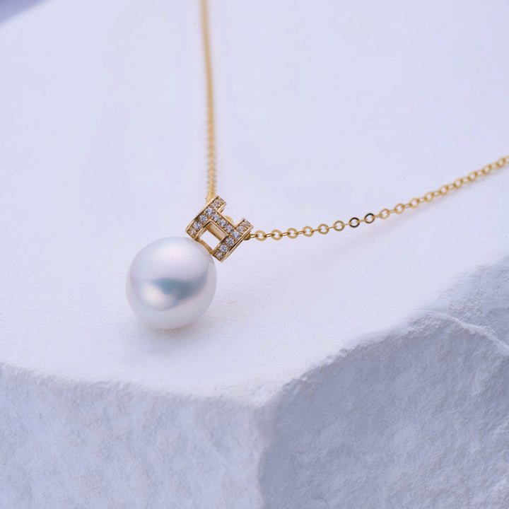 Collana di perle d'acqua dolce in oro massiccio 18 carati di grado superiore KN00001