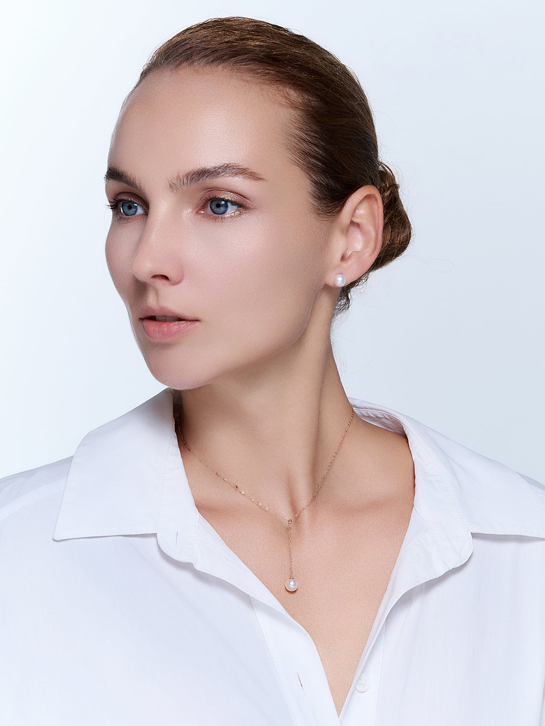Collana con Perla Akoya di Prima Qualità in Oro Massiccio 18K KN00088
