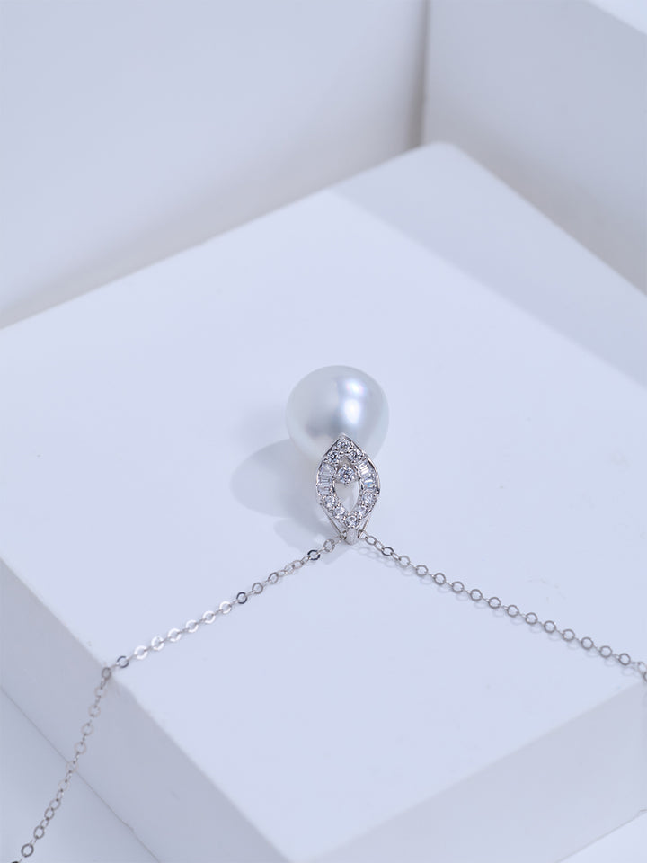 Collier en or massif 18K de qualité supérieure avec perles d&