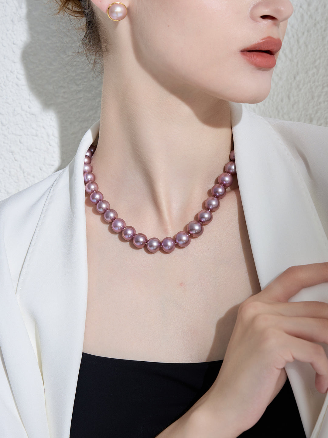 18 Karat Gold Top Lustre Edison Lila Perlenkette KN00160