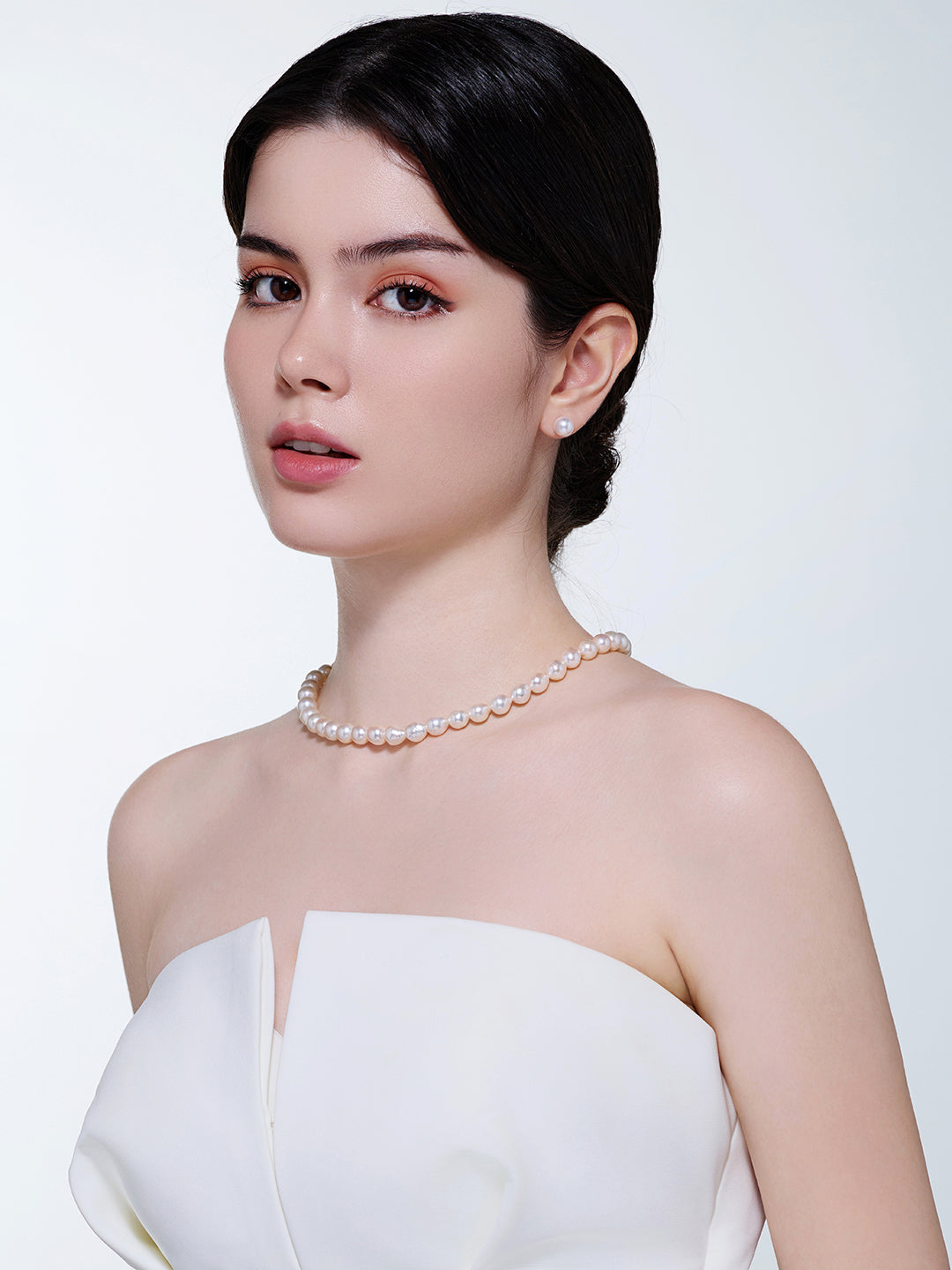 Collier en perle Baroque Akoya à lustre supérieur en or 18 carats KN00177