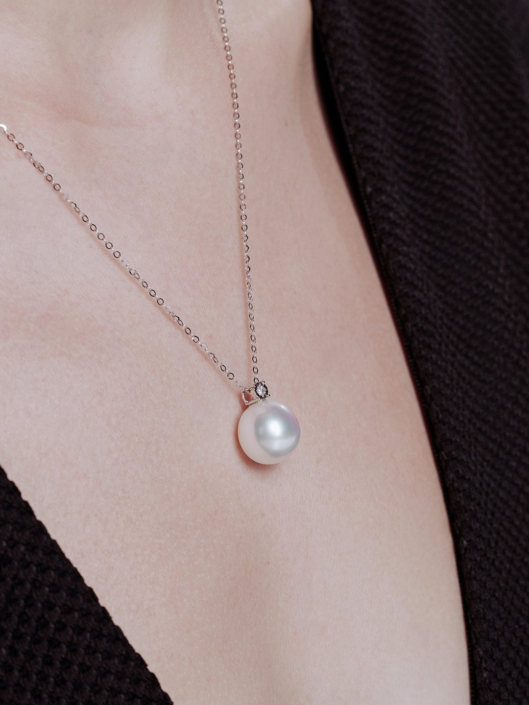 Collier de perles Edison de qualité supérieure en or massif 18 carats KN00220