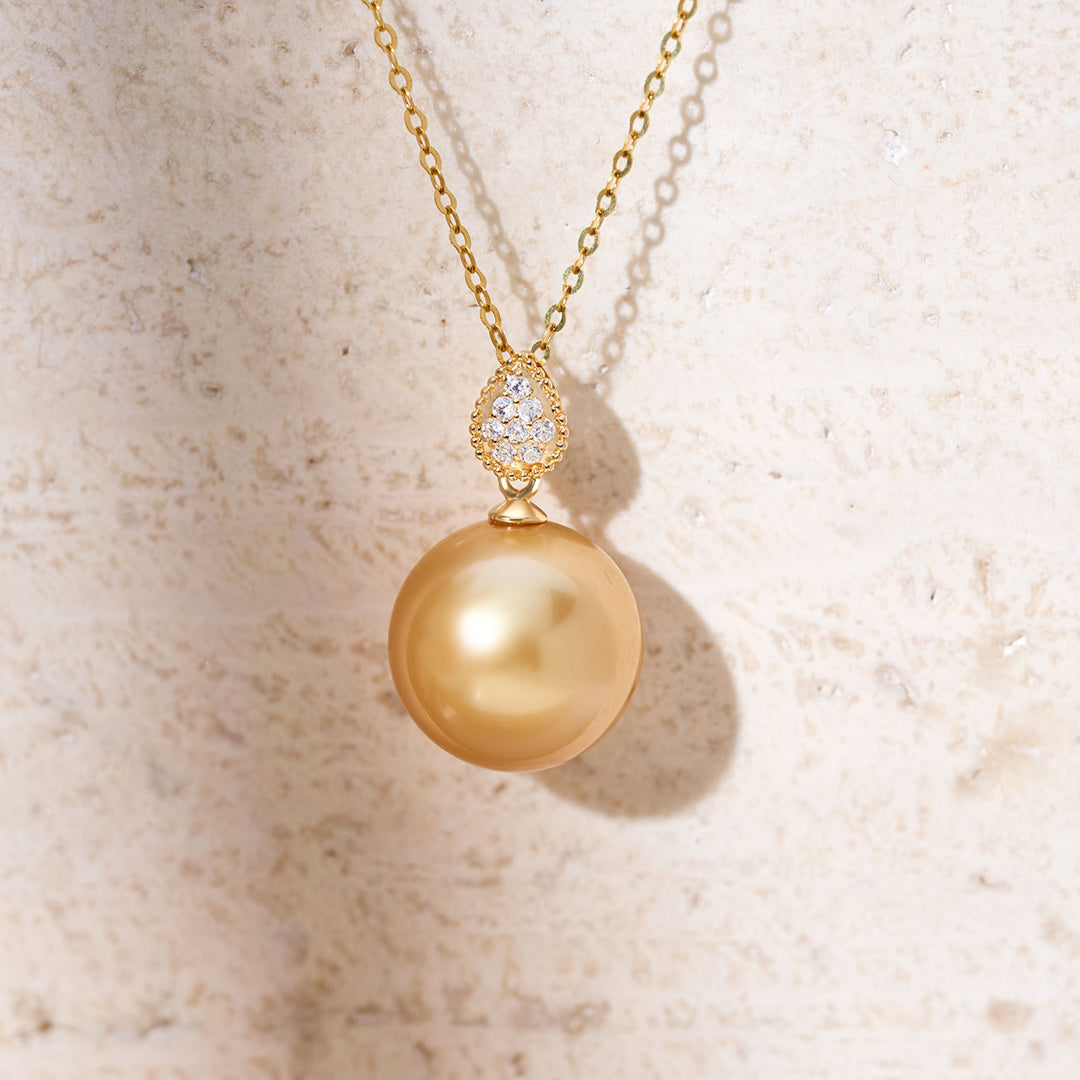 Collana di perle dorate dei Mari del Sud in oro massiccio 18 carati KN00251