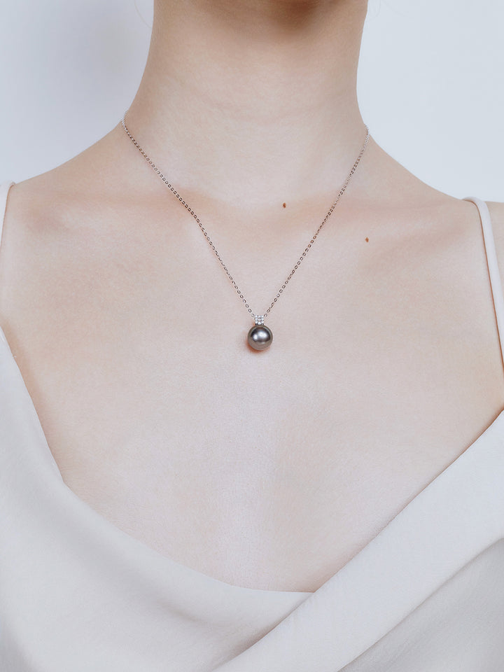 Collar de Perlas de Tahití de Agua Salada de Oro Macizo de 18 Quilates KN00255