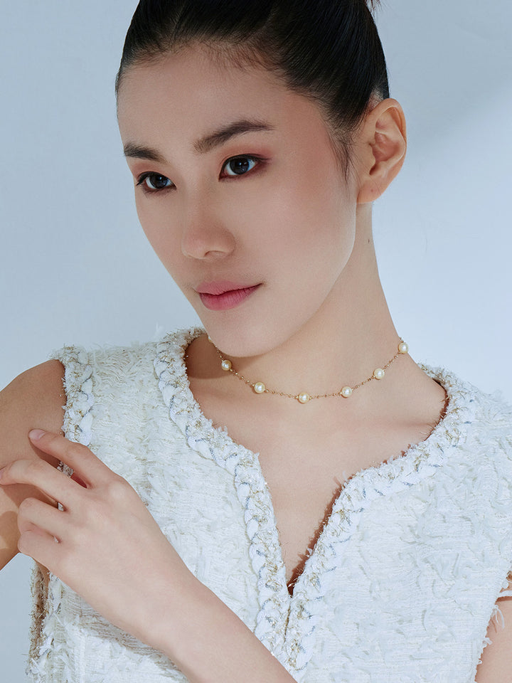 Collier de perles Akoya en or massif 18 carats KN00259