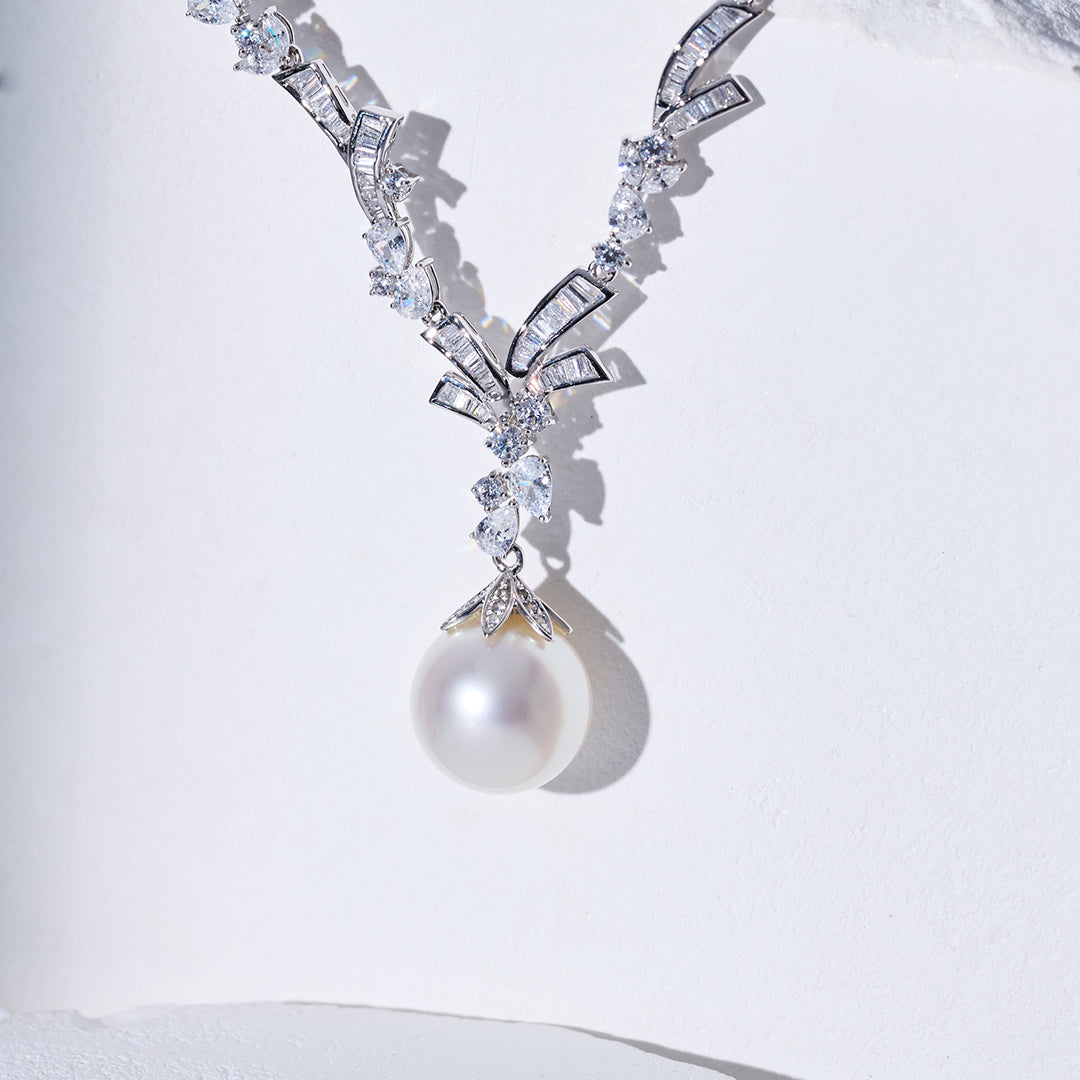 18K Solid Gold Australian White South Sea Pearl Necklace KN00274