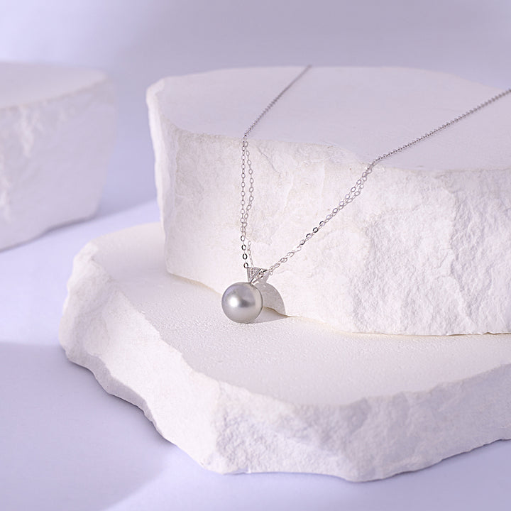 18k Solid Gold Diamond Tahitian Pearl Necklace KN00285