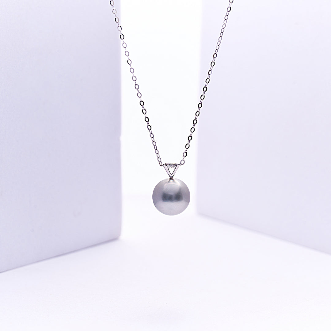 18k Solid Gold Diamond Tahitian Pearl Necklace KN00285 - PEARLY LUSTRE