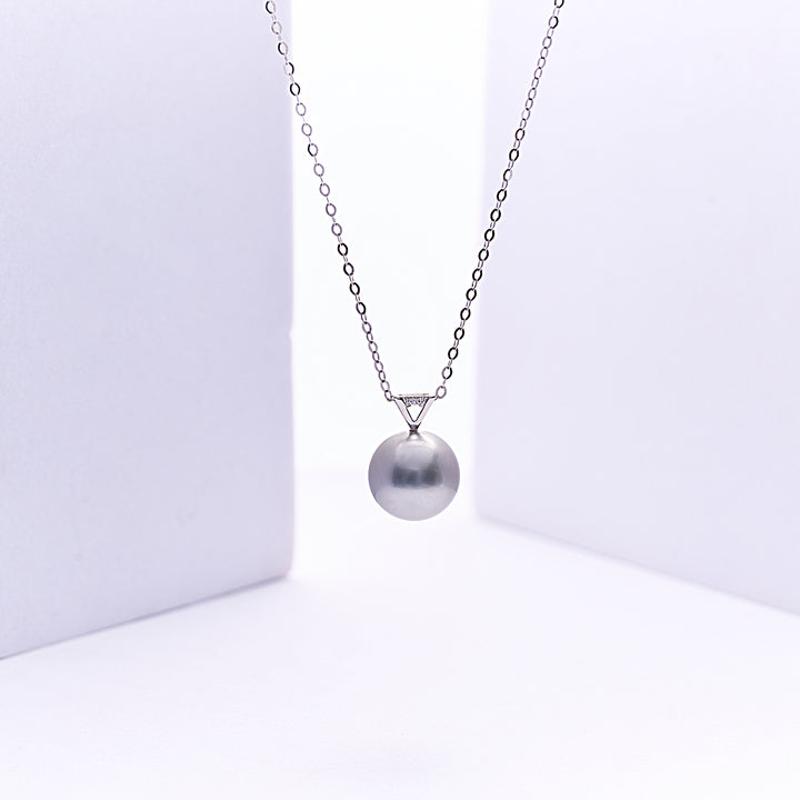 18k Solid Gold Diamond Tahitian Pearl Necklace KN00285 - PEARLY LUSTRE