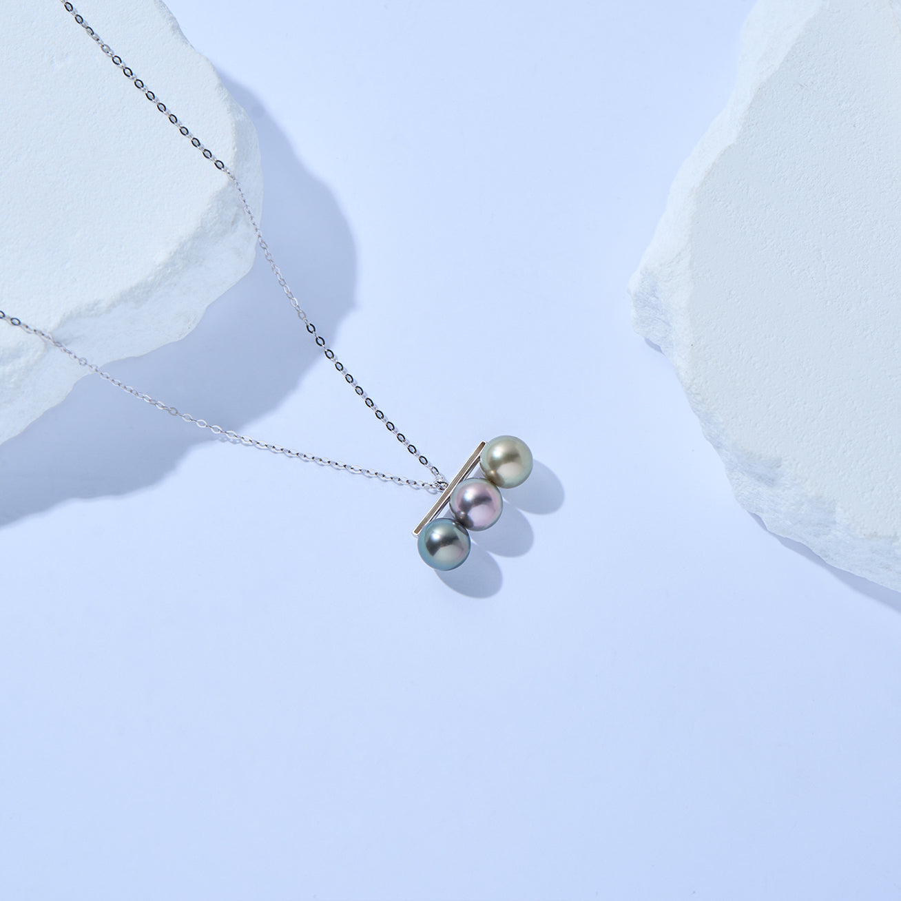 Pearly Lustre™ 18K纯金海水大溪地黑珍珠项链– PEARLY LUSTRE