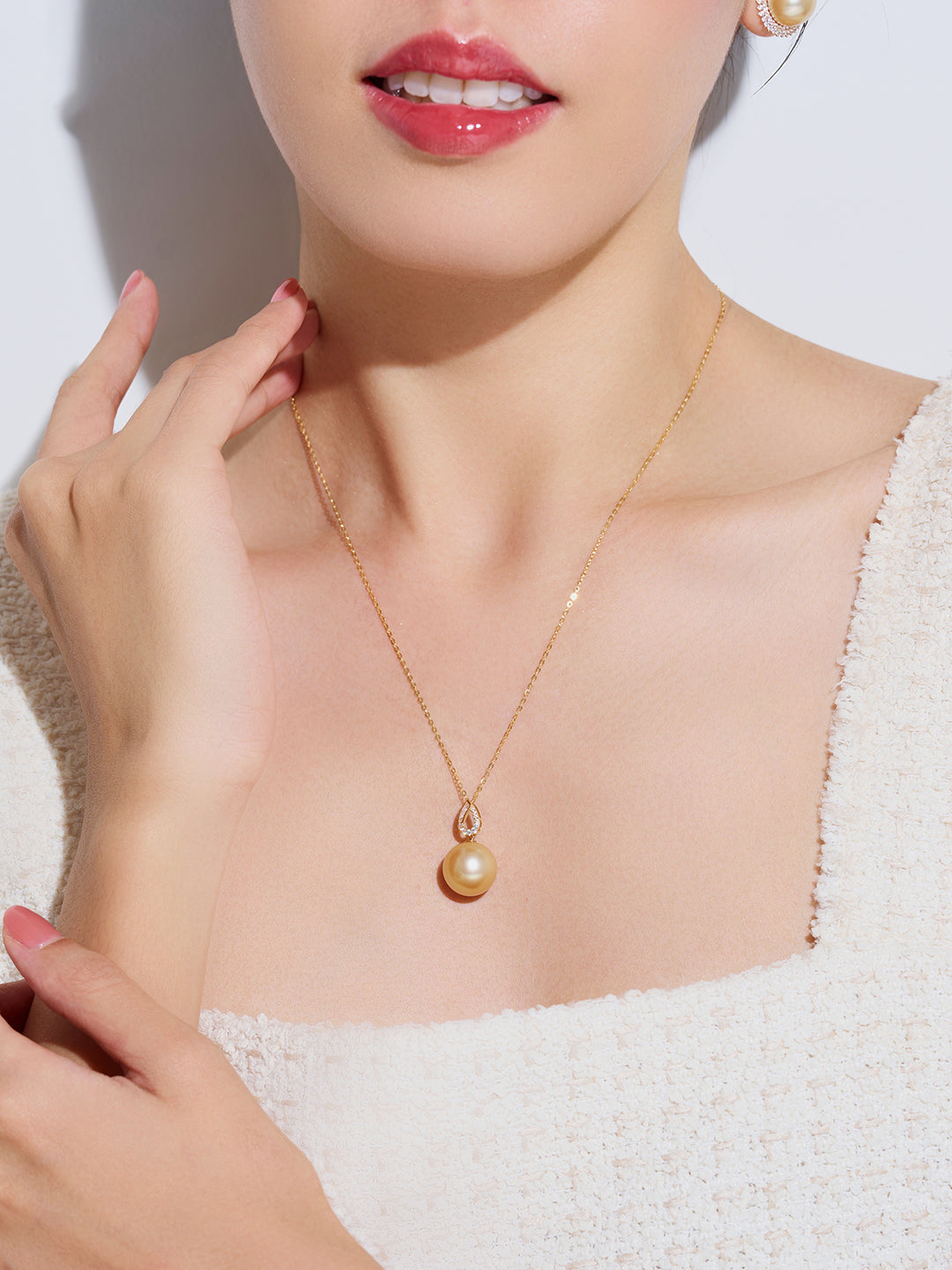 18K Massivgold Südsee Goldene Perlenkette KN00307