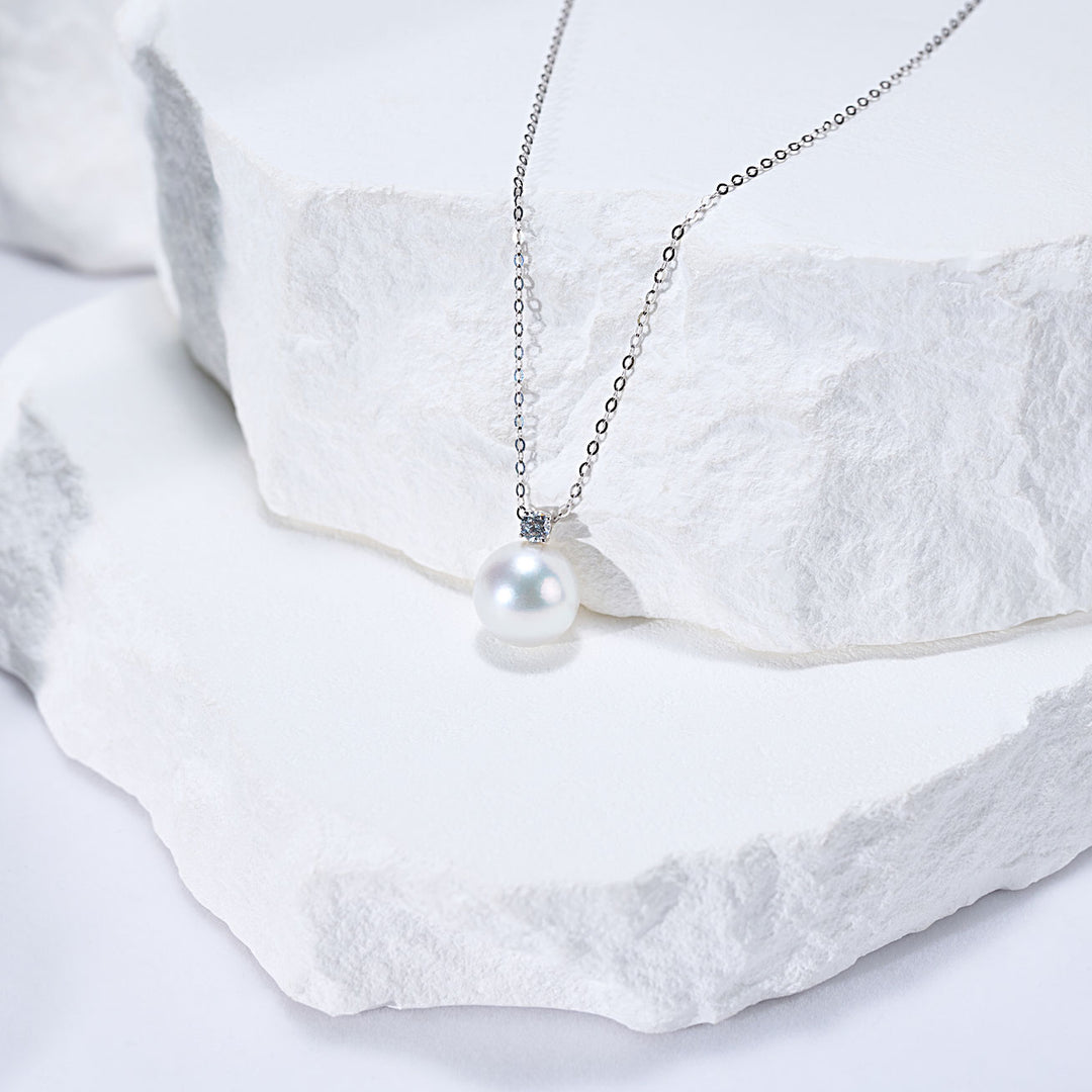 18K Solid Gold  Southsea White Pearl Necklace KN00334