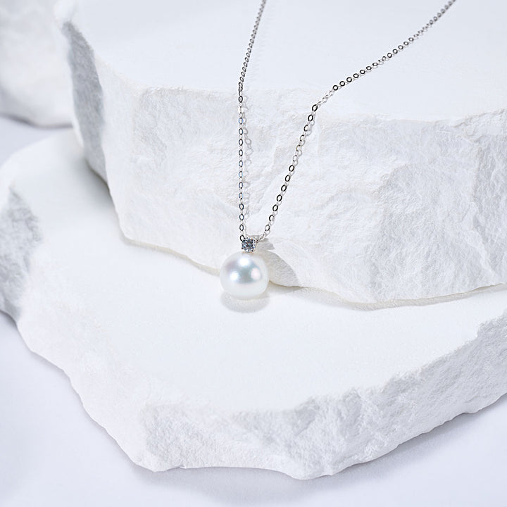 18K Solid Gold  Southsea White Pearl Necklace KN00334
