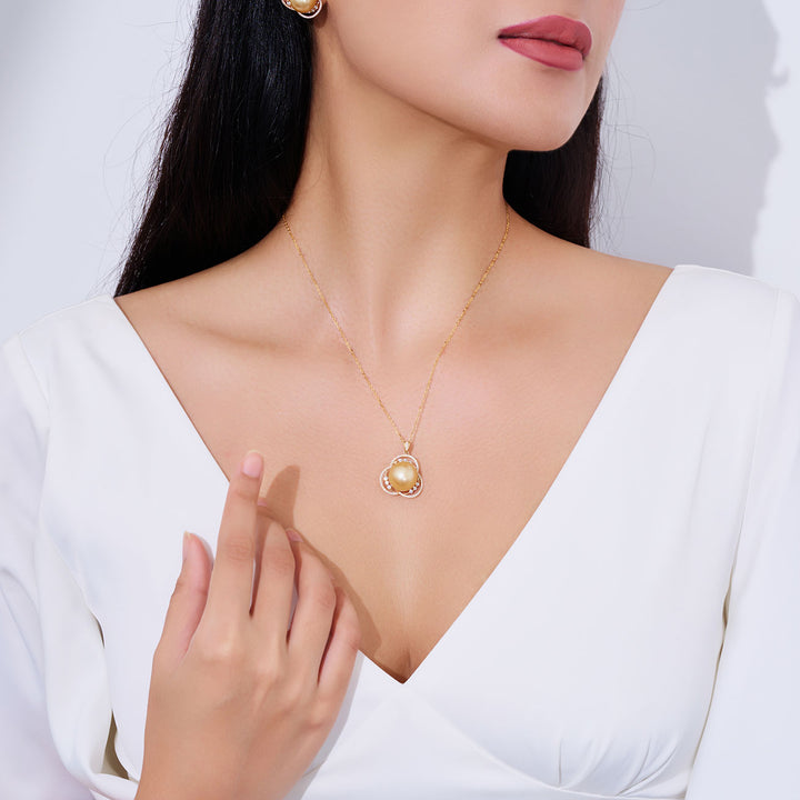 18K Solid Gold South Sea Golden Pearl Necklace KN00335 - PEARLY LUSTRE