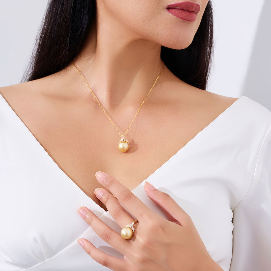 18K Solid Gold South Sea Golden Pearl Necklace KN00336