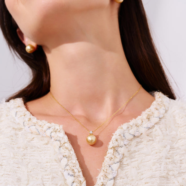 18k Gold Diamond South Sea Golden Pearl Necklace KN00337 - PEARLY LUSTRE