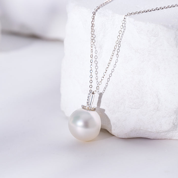 18K Solid Gold Australian White South Sea Necklace KN00348 - PEARLY LUSTRE
