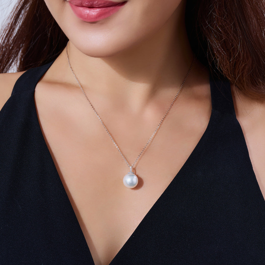 18K Solid Gold Australian White South Sea Necklace KN00348