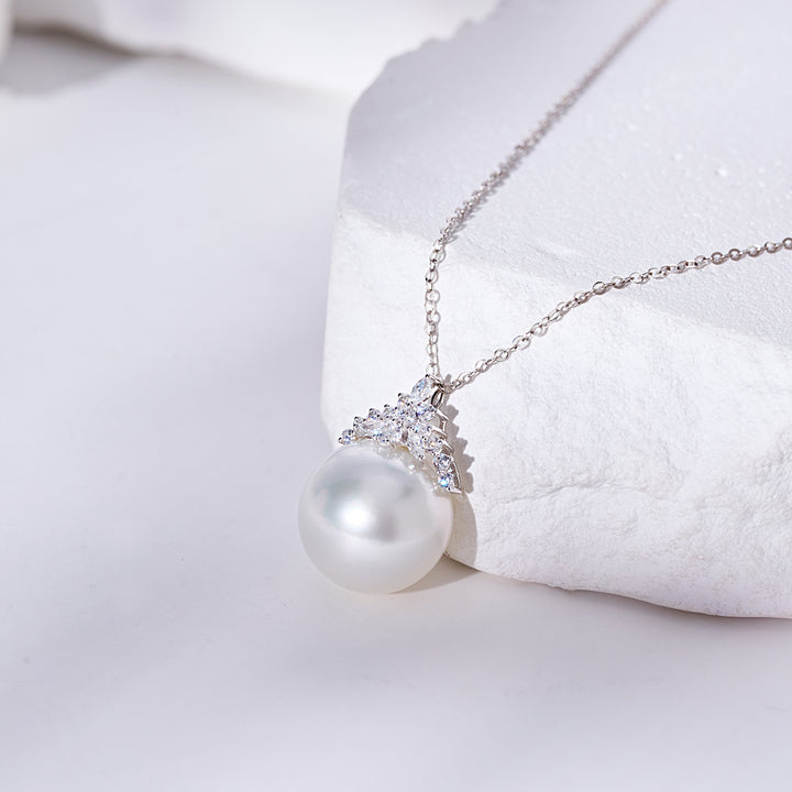 18K Solid Gold Australian White South Sea Necklace KN00349 - PEARLY LUSTRE