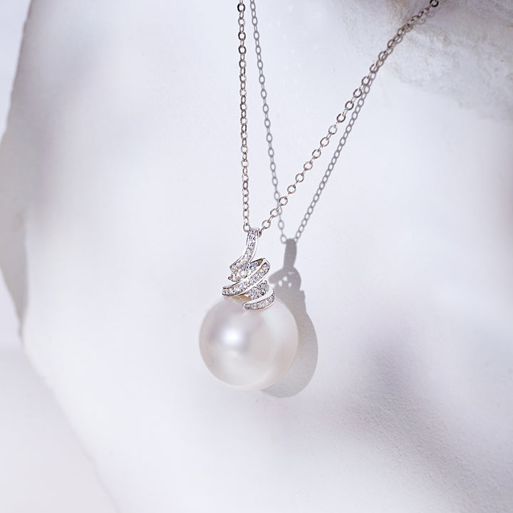 18K Solid Gold Australian White South Sea Necklace KN00350 - PEARLY LUSTRE
