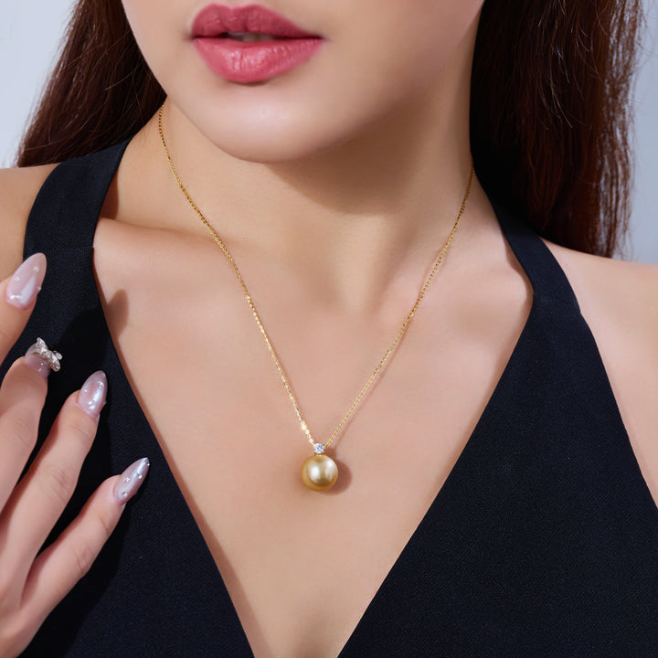 18K Solid Gold South Sea Golden Pearl Necklace KN00351