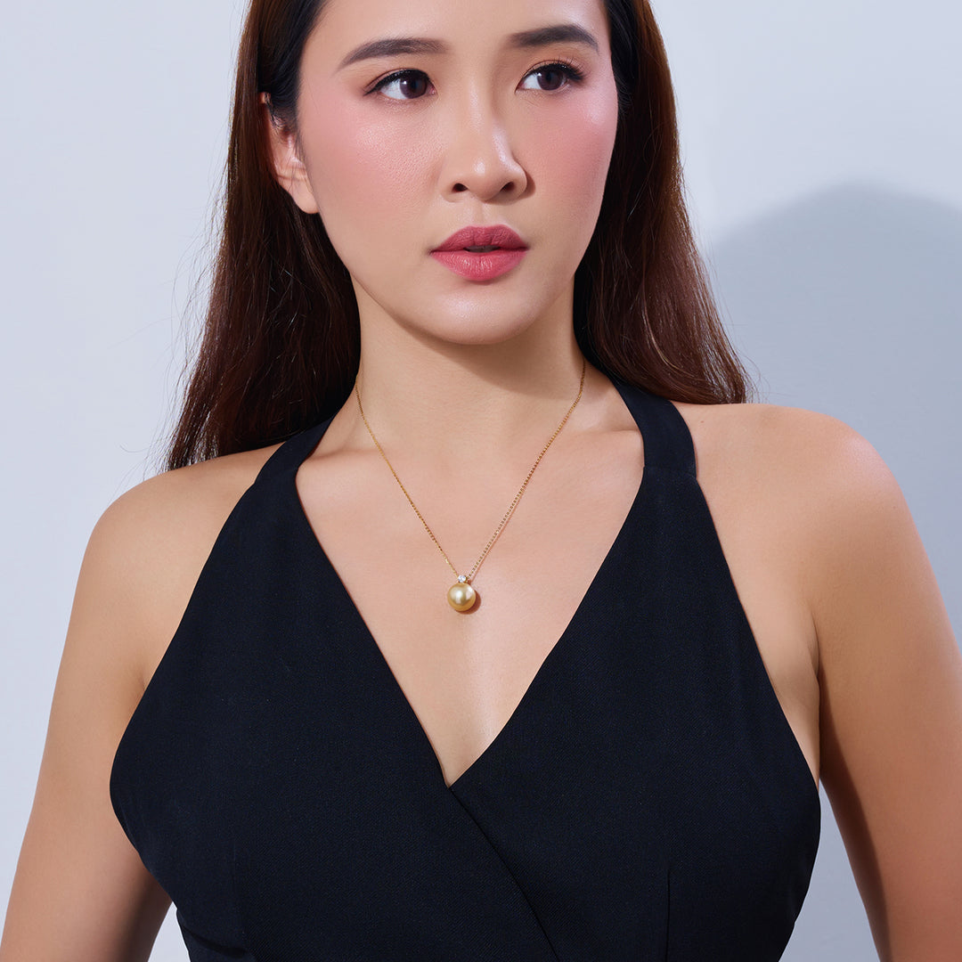 18K Solid Gold South Sea Golden Pearl Necklace KN00351
