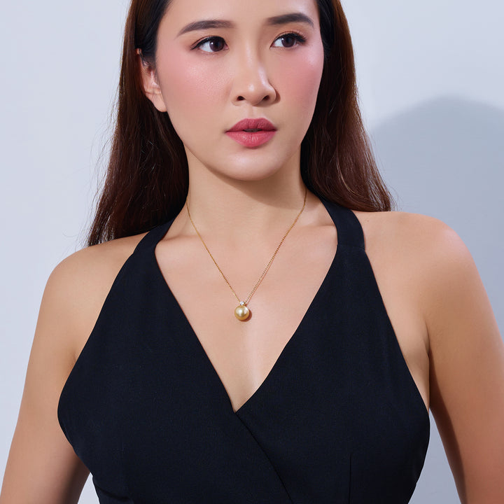 18K Solid Gold South Sea Golden Pearl Necklace KN00351
