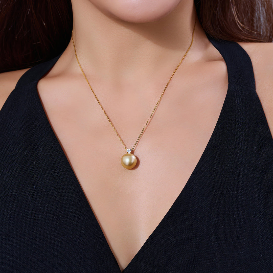 18K Solid Gold South Sea Golden Pearl Necklace KN00351
