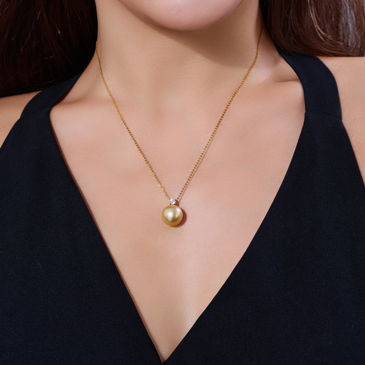 18K Solid Gold South Sea Golden Pearl Necklace KN00351