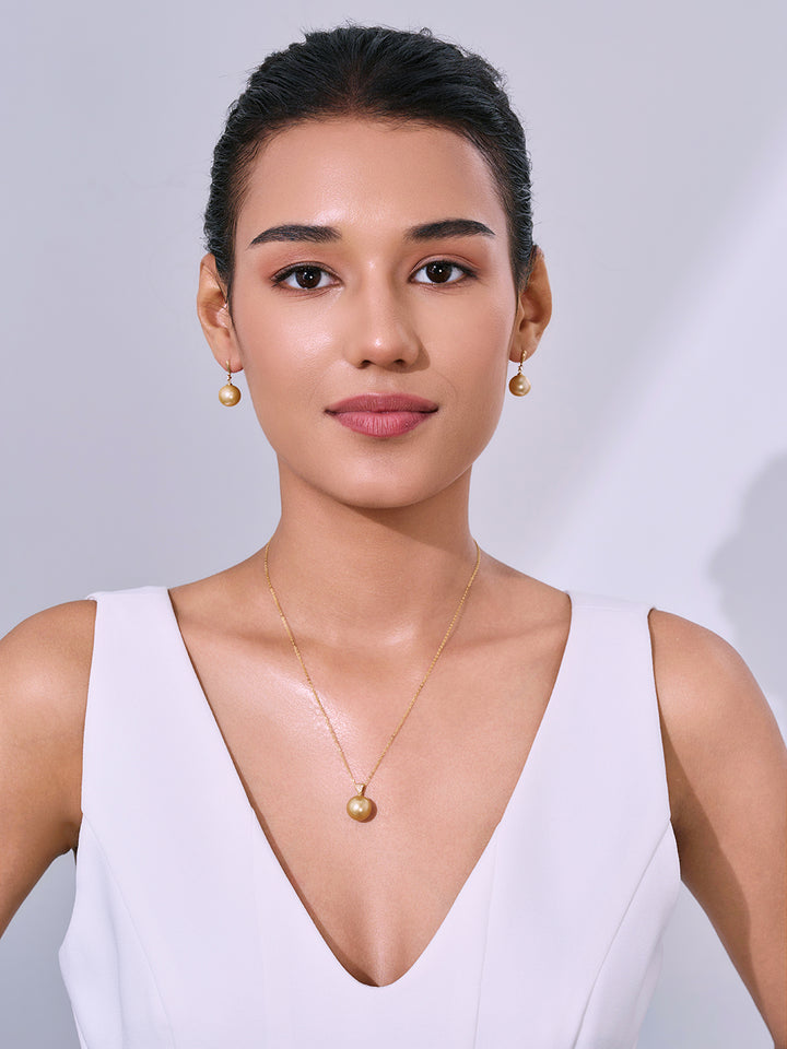18K Solid Gold South Sea Golden Pearl Necklace KN00353